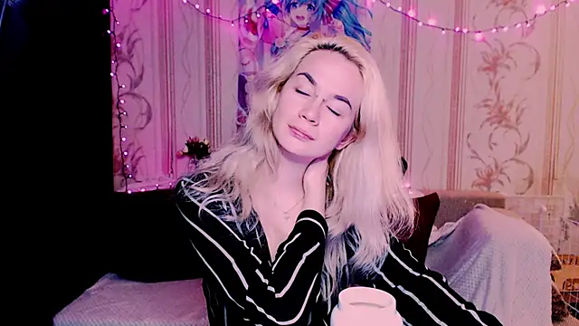 xxxcharismaaa online show from 05/16/26, 08:18