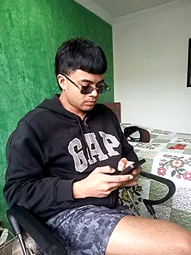 Snapshot of pinedasex777 chatting on 09/12/25, 01:22 pinedasex777 online show from 09/12/25, 01:22