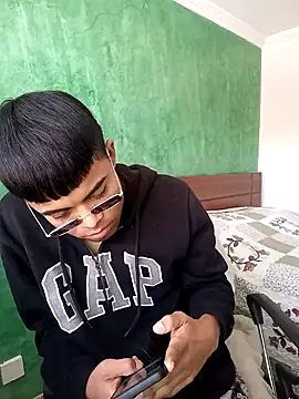 Snapshot of pinedasex777 chatting on 09/13/25, 05:13 pinedasex777 online show from 09/13/25, 05:13