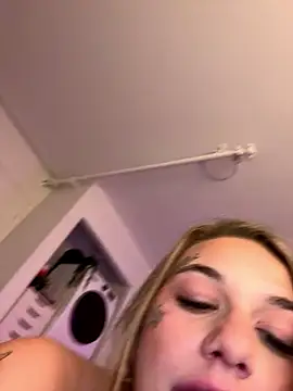 chloetease online show from 12/02/24, 12:30