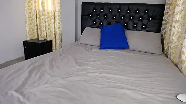 loveyouzahara2020 online show from 02/07/25, 02:47