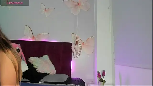 Vivi prinncess online show from 03/07/26, 12:29