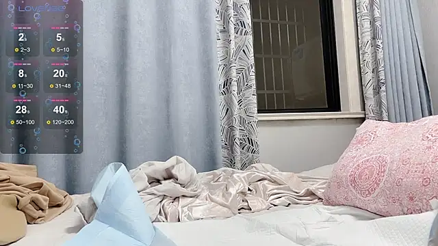 orla2021 online show from 11/01/25, 12:07