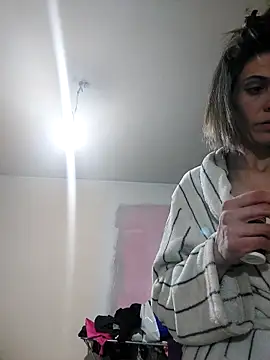 JoLeNe27 online show from 03/19/26, 06:12