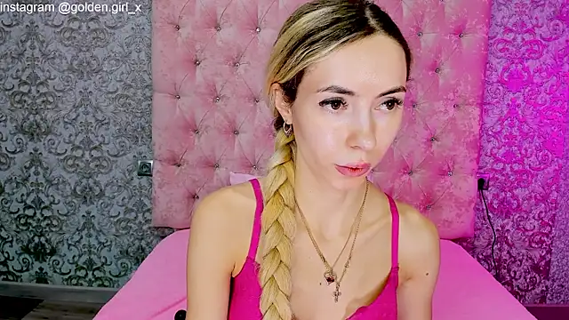 Akilla Queen online show from 09/30/25, 01:43