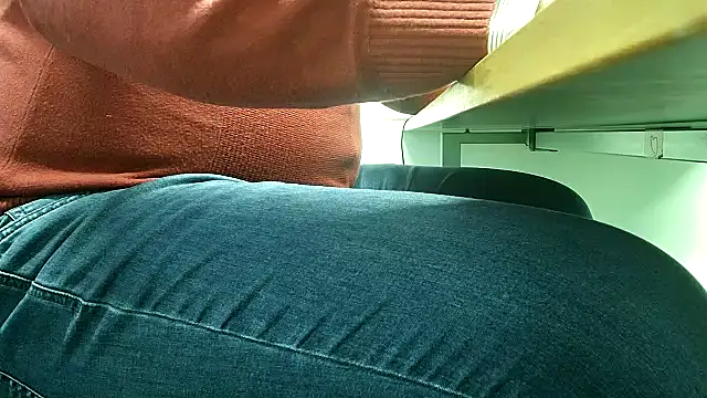 69bezfleku online show from 01/14/26, 06:41