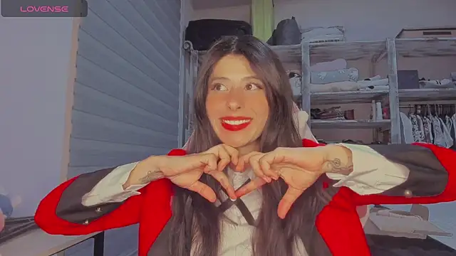 Snapshot of VYONED chatting on 11/16/25, 03:45 VYONED online show from 11/16/25, 03:45