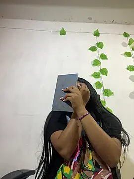 shayna all online show from 02/11/26, 06:35