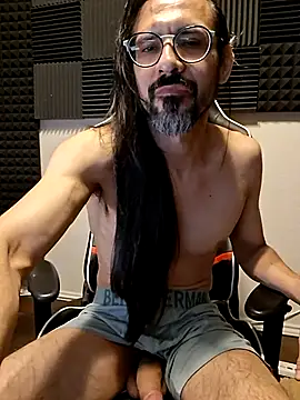 Youreherewithme online show from 04/18/26, 11:05