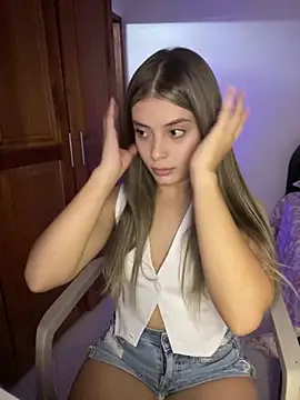 Miss valeriaa online show from 03/06/25, 03:45