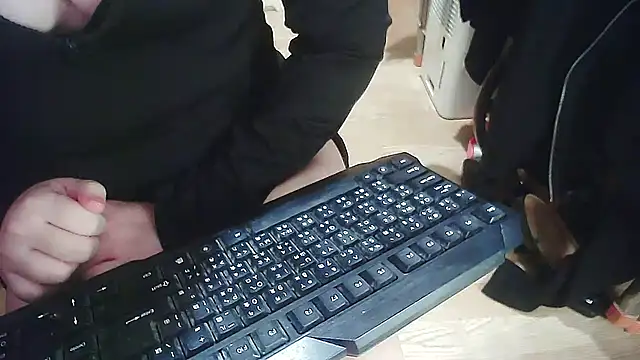 Snapshot of cindy01113520 chatting on 01/26/25, 08:23 cindy01113520 online show from 01/26/25, 08:23