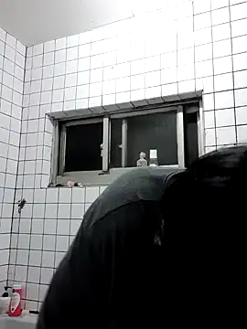 Snapshot of cindy01113520 chatting on 02/13/25, 01:48 cindy01113520 online show from 02/13/25, 01:48