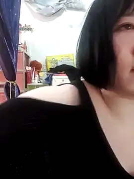 Snapshot of cindy01113520 chatting on 03/23/25, 12:15 cindy01113520 online show from 03/23/25, 12:15