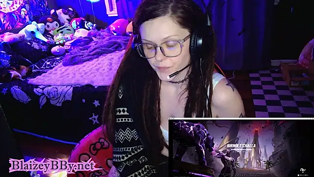 Snapshot of BlaizeyBBy chatting on 03/07/25, 10:02 BlaizeyBBy online show from 03/07/25, 10:02