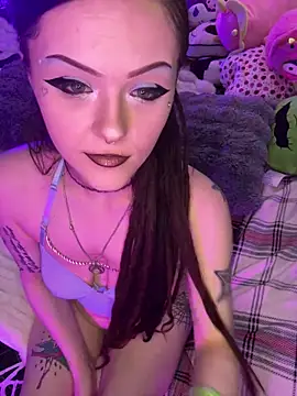 Snapshot of BlaizeyBBy chatting on 03/09/25, 09:57 BlaizeyBBy online show from 03/09/25, 09:57