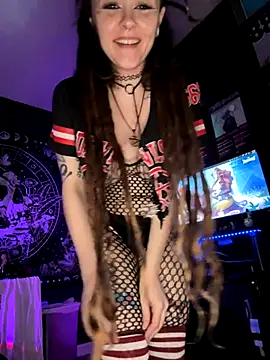 Snapshot of BlaizeyBBy chatting on 12/21/25, 09:49 BlaizeyBBy online show from 12/21/25, 09:49