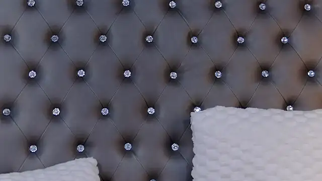 IsabelleEthan online show from 02/10/25, 12:29