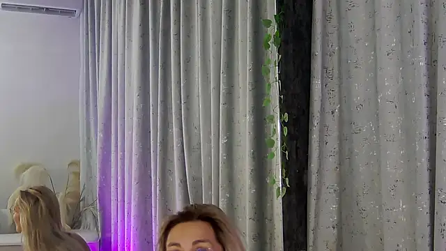 IsabelleEthan online show from 05/15/26, 10:50