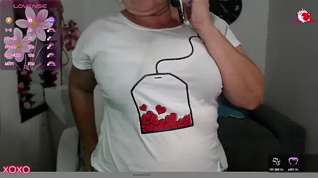 Snapshot of stepmother_105 chatting on 03/22/25, 08:26 stepmother 105 online show from 03/22/25, 08:26
