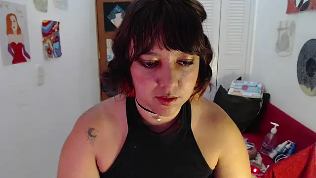 soynanabela28 online show from 10/08/25, 11:02