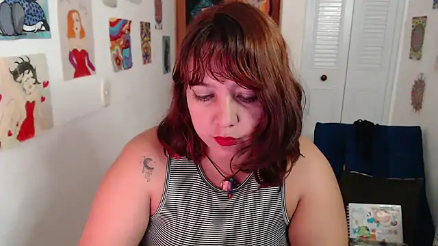 soynanabela28 online show from 04/21/26, 02:04