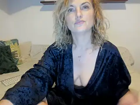 Jadore able online show from 03/12/25, 03:24