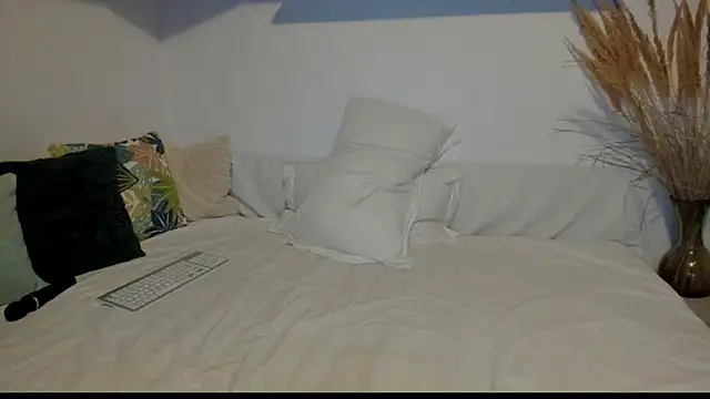 Jadore able online show from 10/14/25, 01:50