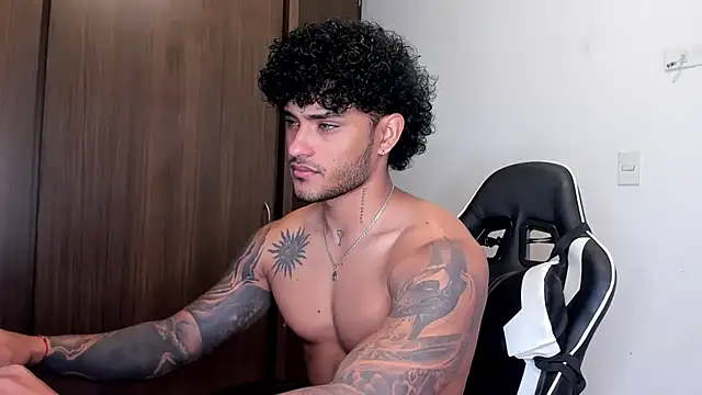 Alessandro Vanni online show from 01/18/25, 03:27