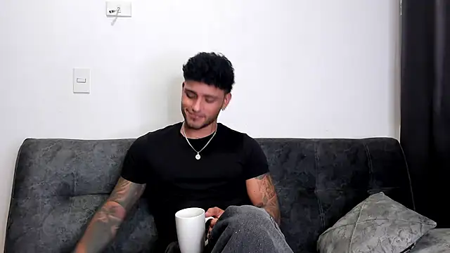 Alessandro Vanni online show from 03/05/25, 02:57