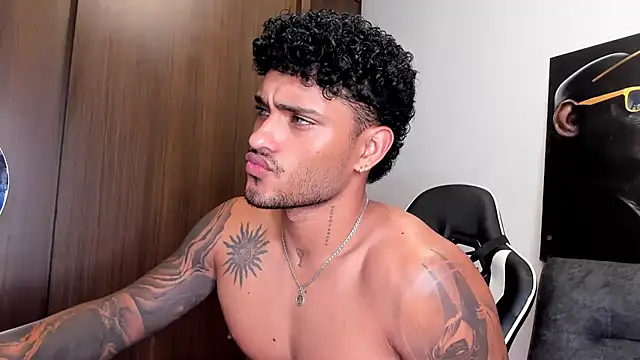 Alessandro Vanni online show from 03/10/25, 06:27