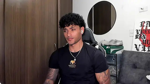 Alessandro Vanni online show from 09/23/25, 02:25