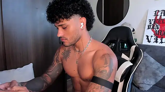 Alessandro Vanni online show from 09/28/25, 12:43