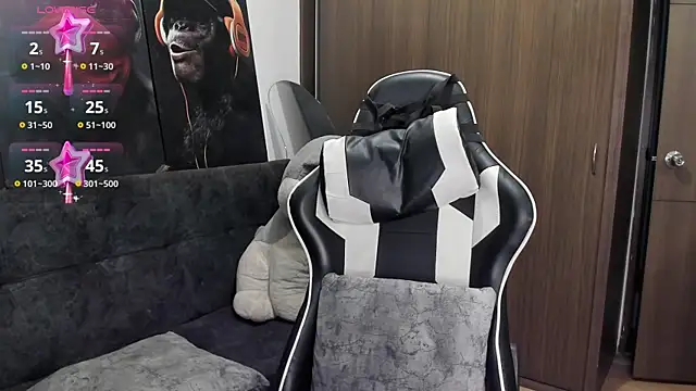 Alessandro Vanni online show from 11/12/25, 10:41