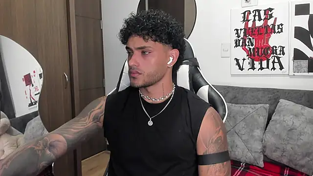 Alessandro Vanni online show from 01/19/26, 02:15