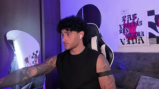 Alessandro Vanni online show from 03/02/26, 02:02