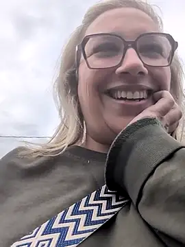 Canadian BBW online show from 04/01/26, 11:35