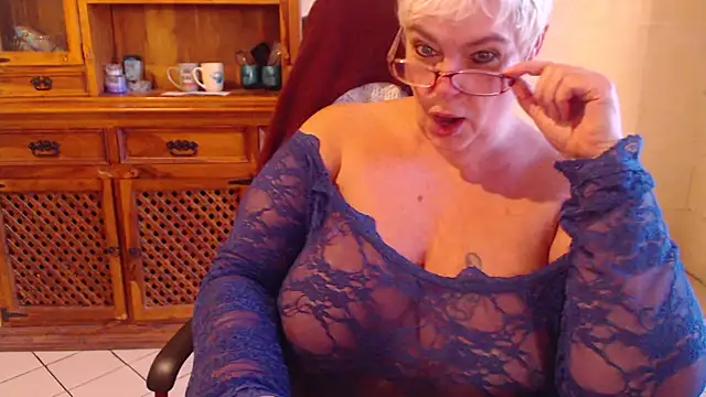 MISS LINDAH online show from 02/22/26, 06:35