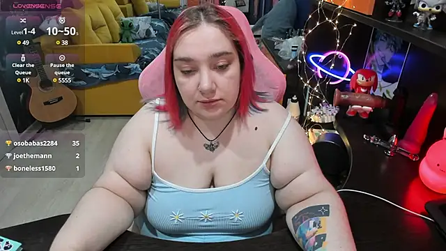 Softie Sofy online show from 03/13/25, 07:42