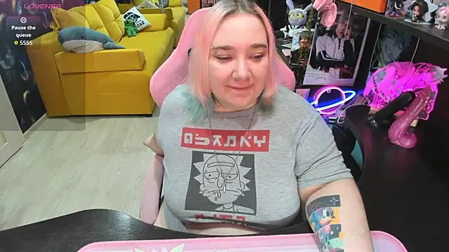 Softie Sofy online show from 06/03/26, 02:36
