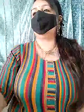 Snapshot of cute-tanvi chatting on 02/07/25, 04:06 cute-tanvi online show from 02/07/25, 04:06