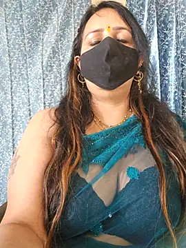 Snapshot of cute-tanvi chatting on 02/13/25, 08:38 cute-tanvi online show from 02/13/25, 08:38