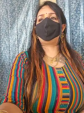Snapshot of cute-tanvi chatting on 02/17/25, 04:09 cute-tanvi online show from 02/17/25, 04:09