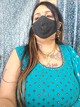 Snapshot of cute-tanvi chatting on 02/18/25, 07:43 cute-tanvi online show from 02/18/25, 07:43
