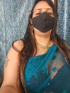 Snapshot of cute-tanvi chatting on 02/20/25, 04:39 cute-tanvi online show from 02/20/25, 04:39