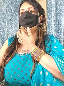 Snapshot of cute-tanvi chatting on 02/21/25, 07:56 cute-tanvi online show from 02/21/25, 07:56