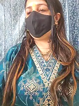 Snapshot of cute-tanvi chatting on 02/22/25, 05:23 cute-tanvi online show from 02/22/25, 05:23