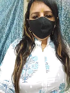 Snapshot of cute-tanvi chatting on 02/28/25, 01:47 cute-tanvi online show from 02/28/25, 01:47