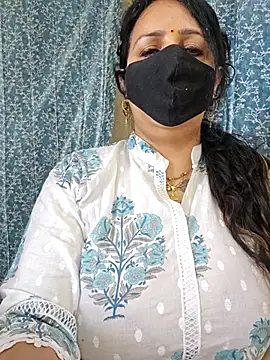 Snapshot of cute-tanvi chatting on 03/05/25, 08:21 cute-tanvi online show from 03/05/25, 08:21