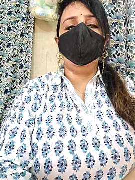 Snapshot of cute-tanvi chatting on 10/16/25, 01:17 cute-tanvi online show from 10/16/25, 01:17