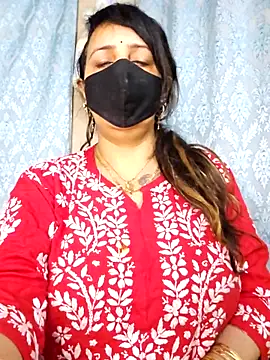 cute-tanvi online show from 02/13/26, 01:23